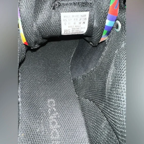 Adidas ZX Flux Torsion sneakers in a multi-color "Art Mosaic Rainbow" print - Picture 15 of 16